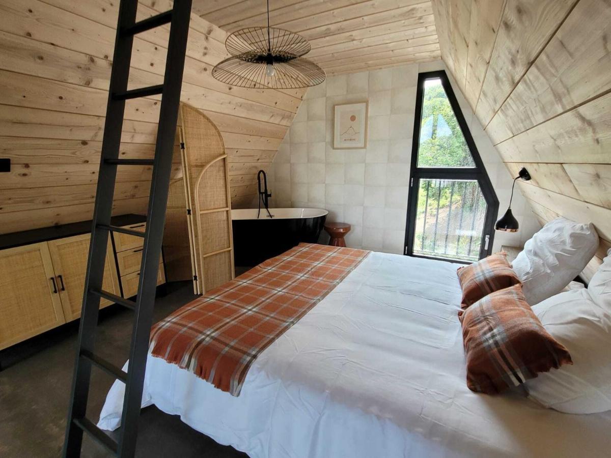 Les Deltas Du Lac Chambon-sur-Lac Habitación foto