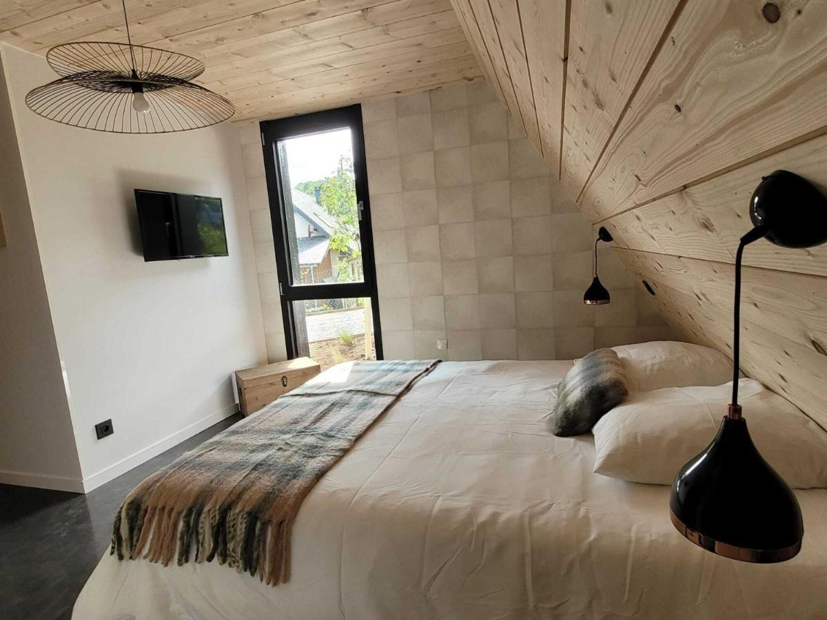 Les Deltas Du Lac Chambon-sur-Lac Habitación foto