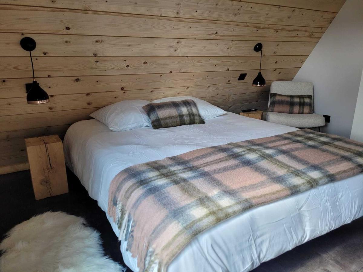 Les Deltas Du Lac Chambon-sur-Lac Habitación foto